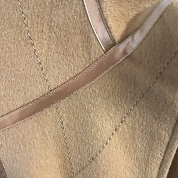 Ellen Tracy (original ) Size 4. Wool. Tan - Picture 5 of 5